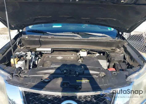 2014 Nissan Pathfinder S/Sv/Sl/Platinum z USA, uszkodzony, nr VIN 5N1AR2MN7EC715001